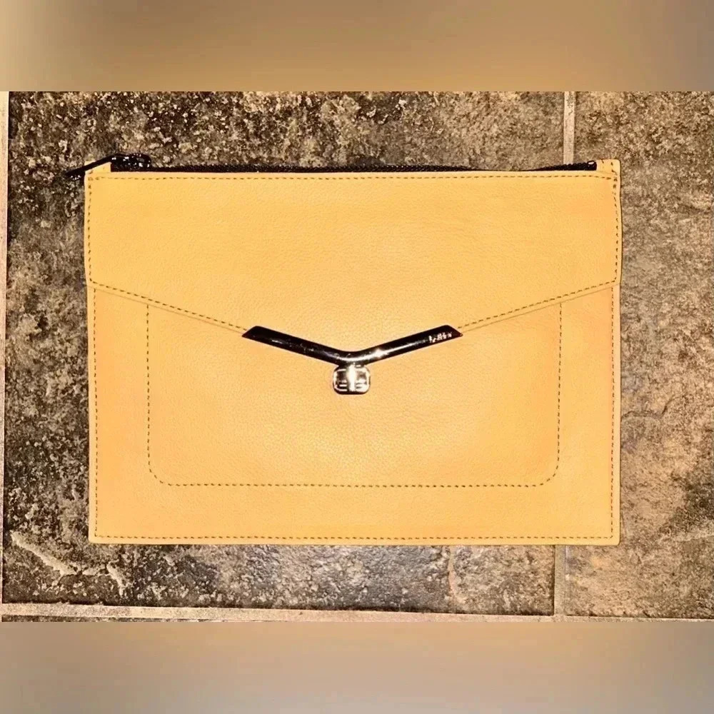 BOTKIER Leather Valentina Large Envelope Clutch+Wristlet Strap. Designer. NWT - Picture 7 of 15